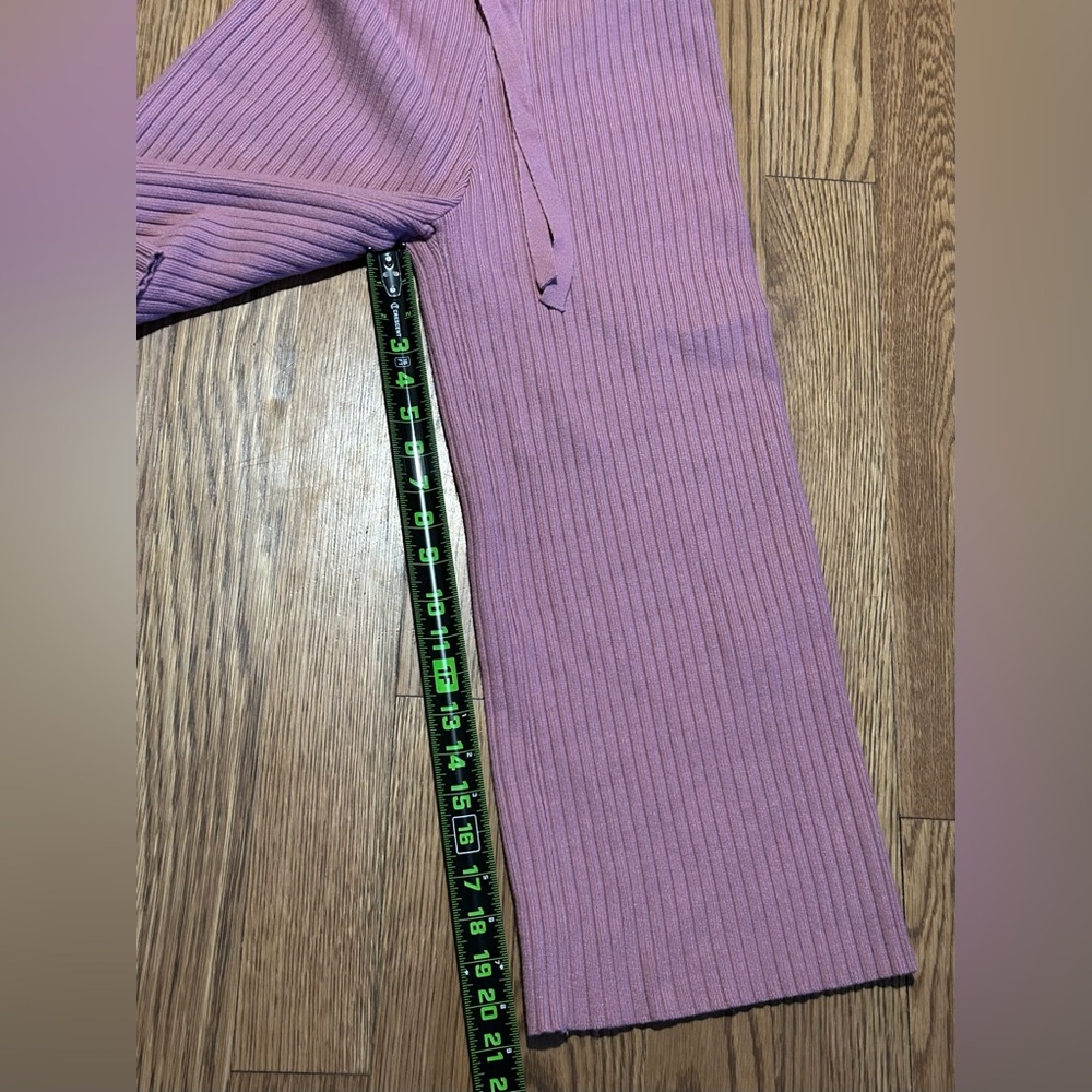 *Lulu's 2 pc Mauve Ribbed Knit Sweater & Pants Set - Picture 11 of 15